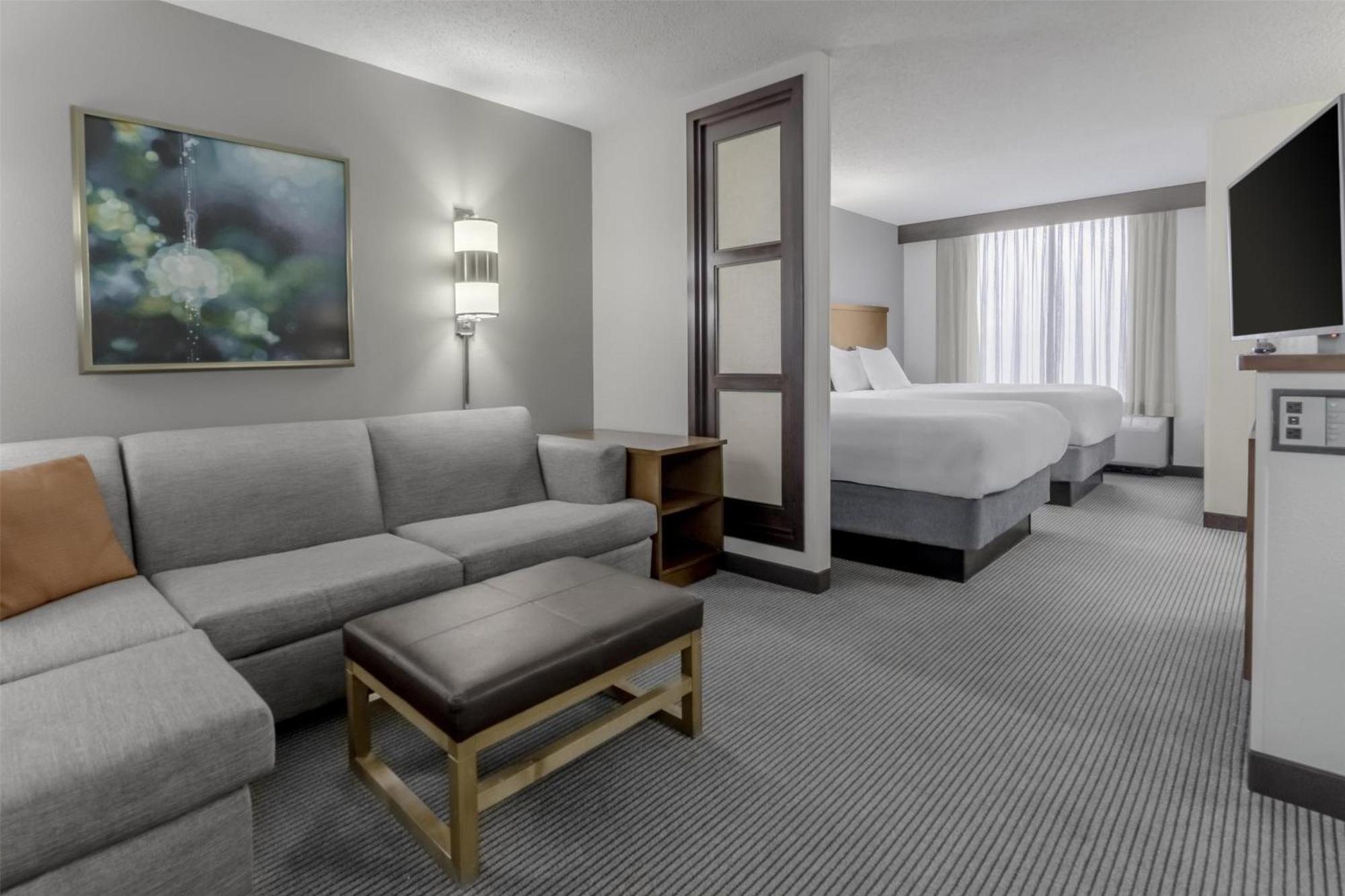 Hotel Hyatt Place Airport Billy Graham Parkway